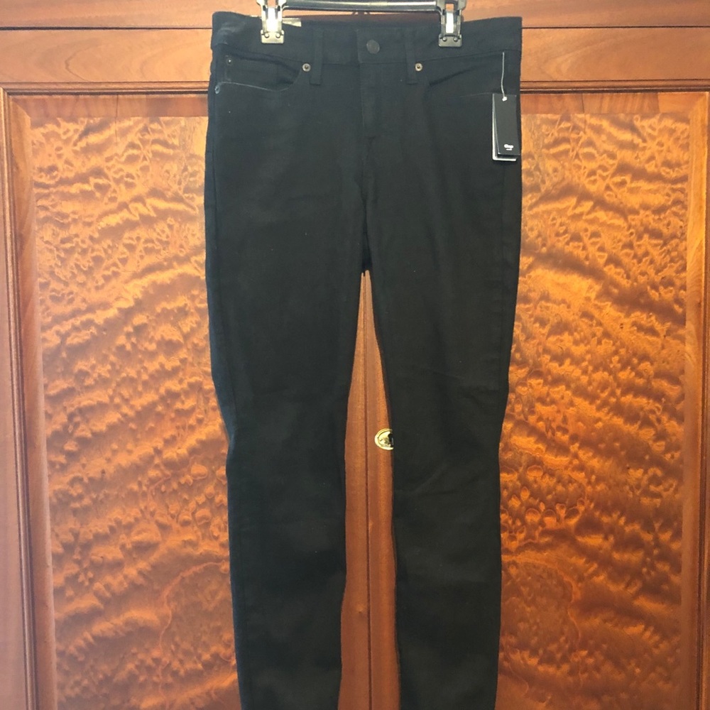 NWT Gap black sculpted legging size 8